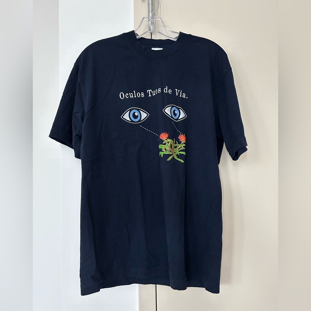 Cactus Store Oculos Tuos de Via. Navy blue shirt Medium